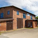 Vogelsang Homestay *