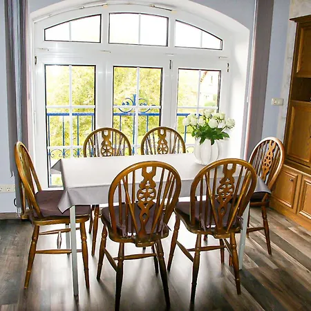 ホームステイ Ferienwohnungen Vogelsang